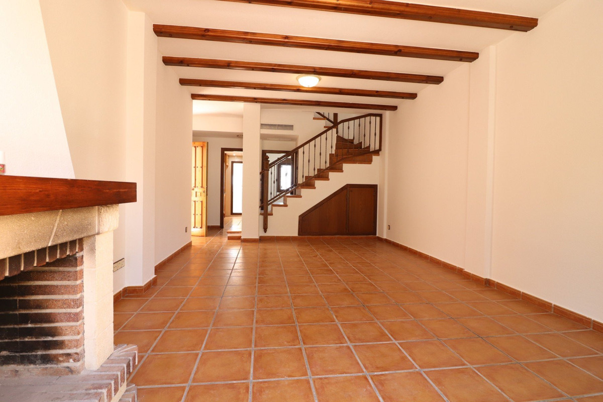 For sale - 3 Bedroom 2 Bathroom House - Semi-Detached House in Algorfa - La Finca Golf  - Alicante