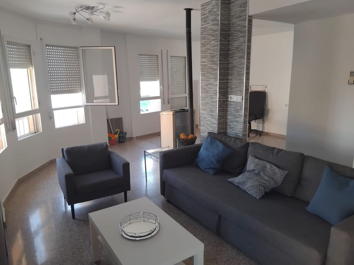 For sale - 2 Bedroom 1 Bathroom Apartment - Top Floor Apartment in Algorfa - Algorfa Centro  - Alicante