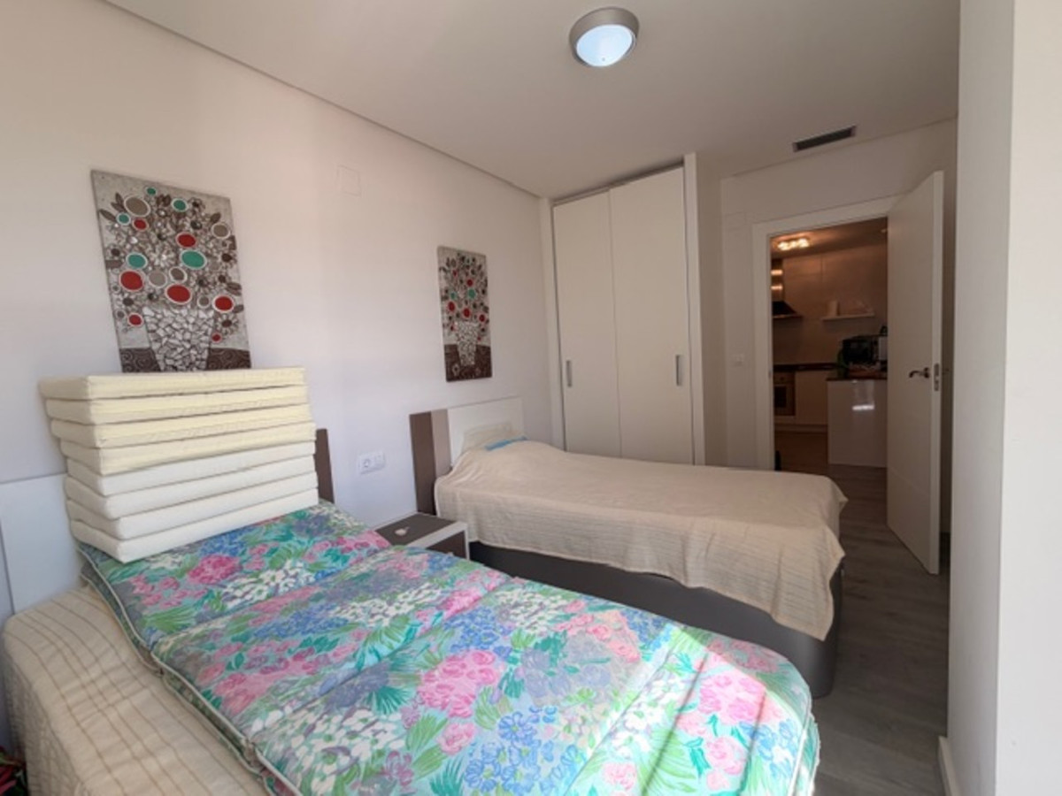 For sale - 2 Bedroom 2 Bathroom Apartment - Ground Floor Apartment in Orihuela - Los Dolses  - Alicante