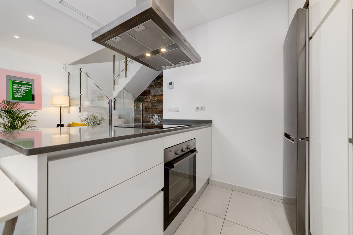 For sale - 3 Bedroom 3 Bathroom House - Townhouse in Orihuela - Villamartin  - Alicante