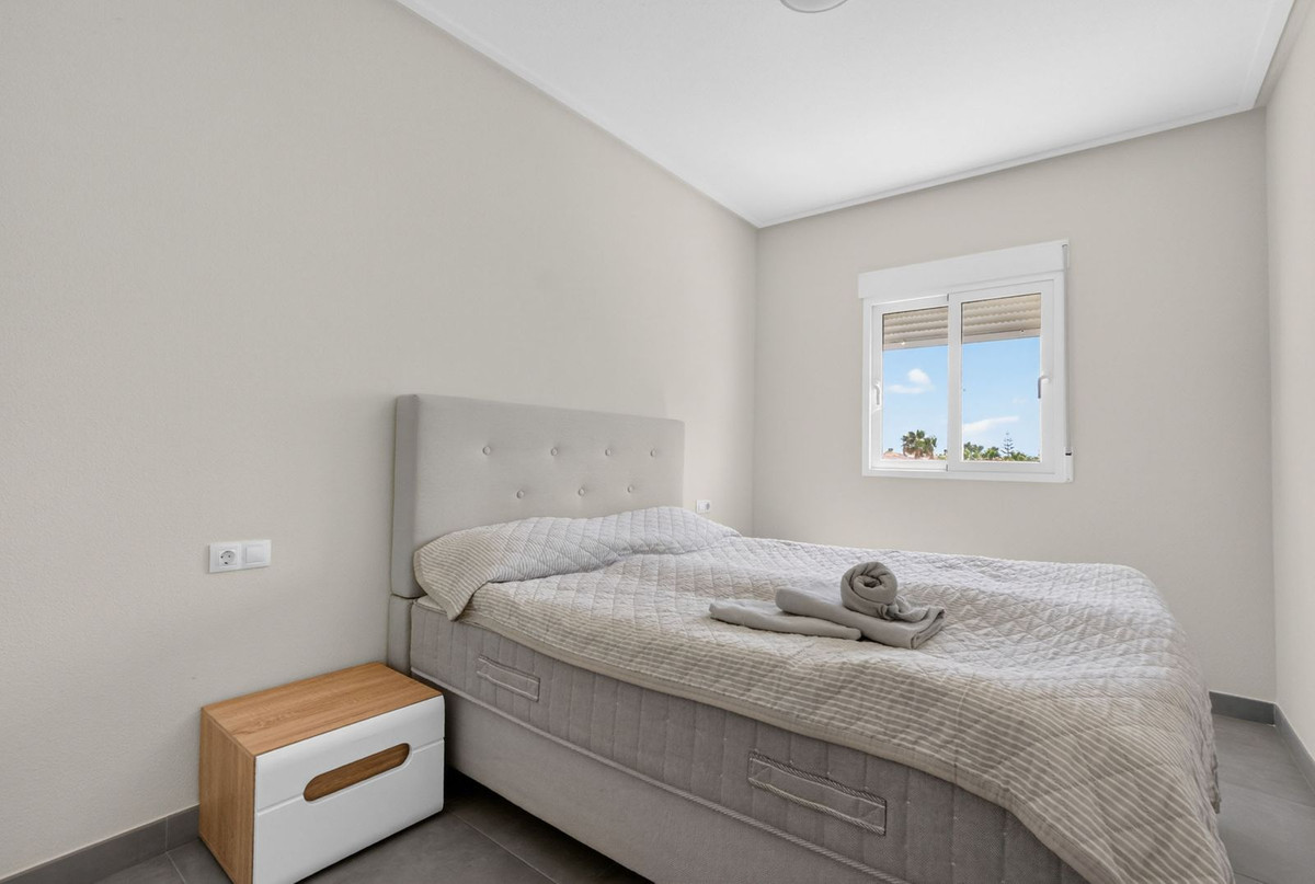 For sale - 3 Bedroom 2 Bathroom House - Townhouse in Orihuela - Lomas de Cabo Roig  - Alicante