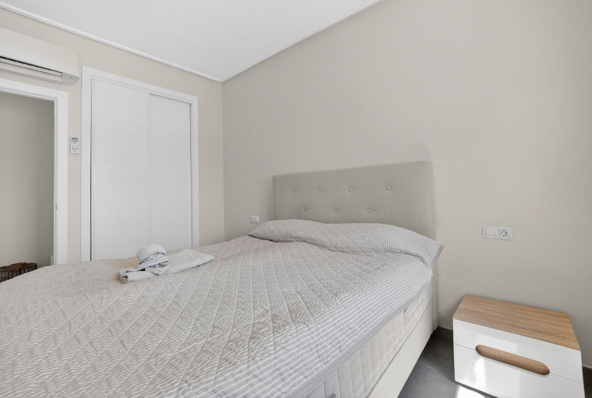 For sale - 3 Bedroom 2 Bathroom House - Townhouse in Orihuela - Lomas de Cabo Roig  - Alicante