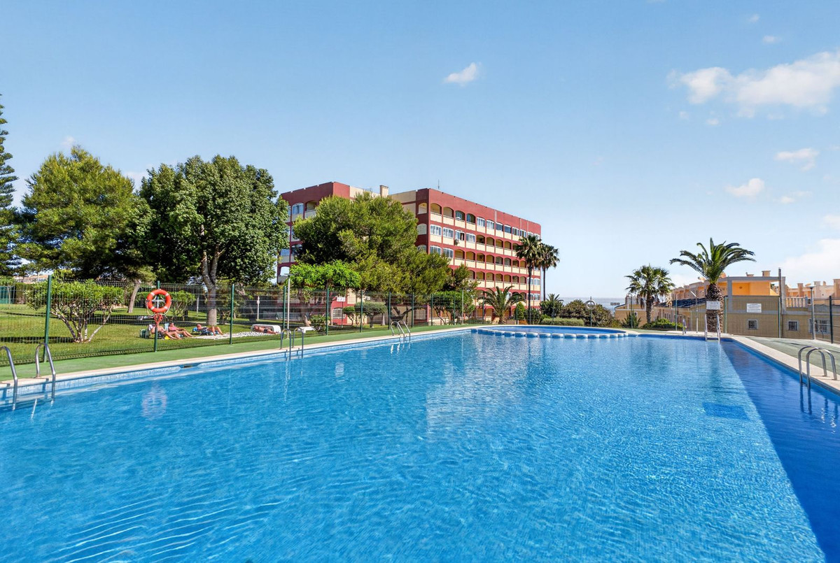 For sale - 3 Bedroom 2 Bathroom Apartment - Penthouse in Torrevieja - La Mata  - Alicante