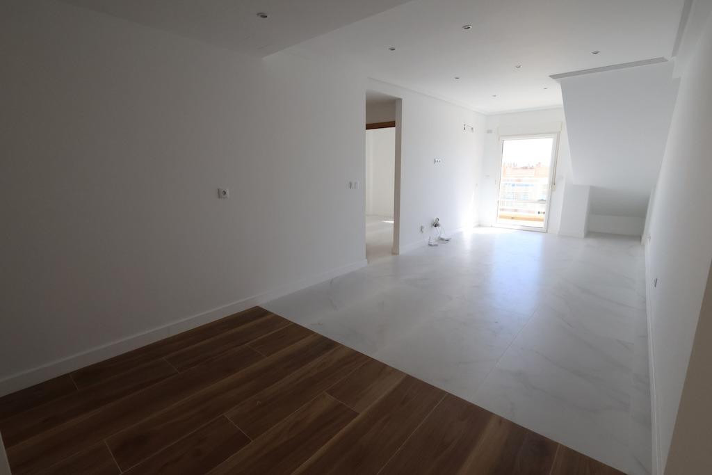 For sale - 2 Bedroom 1 Bathroom Penthouse in Cabo Roig - Cabo Roig  - Alicante