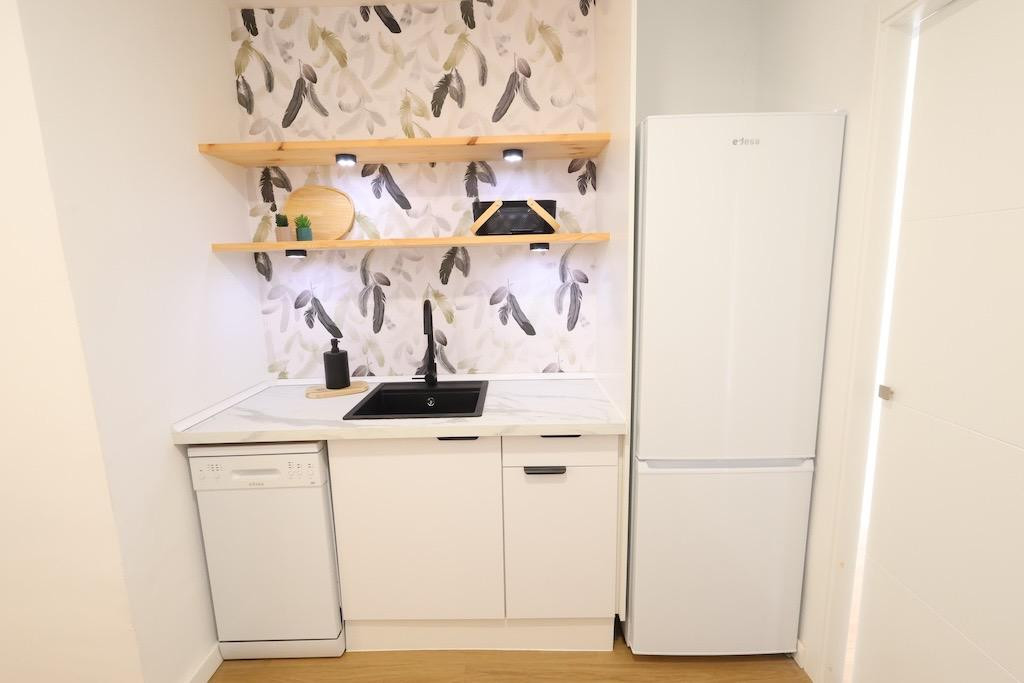 For sale - 3 Bedroom 2 Bathroom Apartment - Middle Floor Apartment in Orihuela - La Zenia  - Alicante