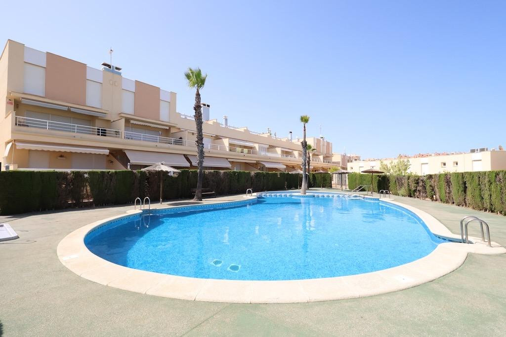 For sale - 3 Bedroom 3 Bathroom Townhouse in Cabo Roig - Orihuela Costa  - Alicante