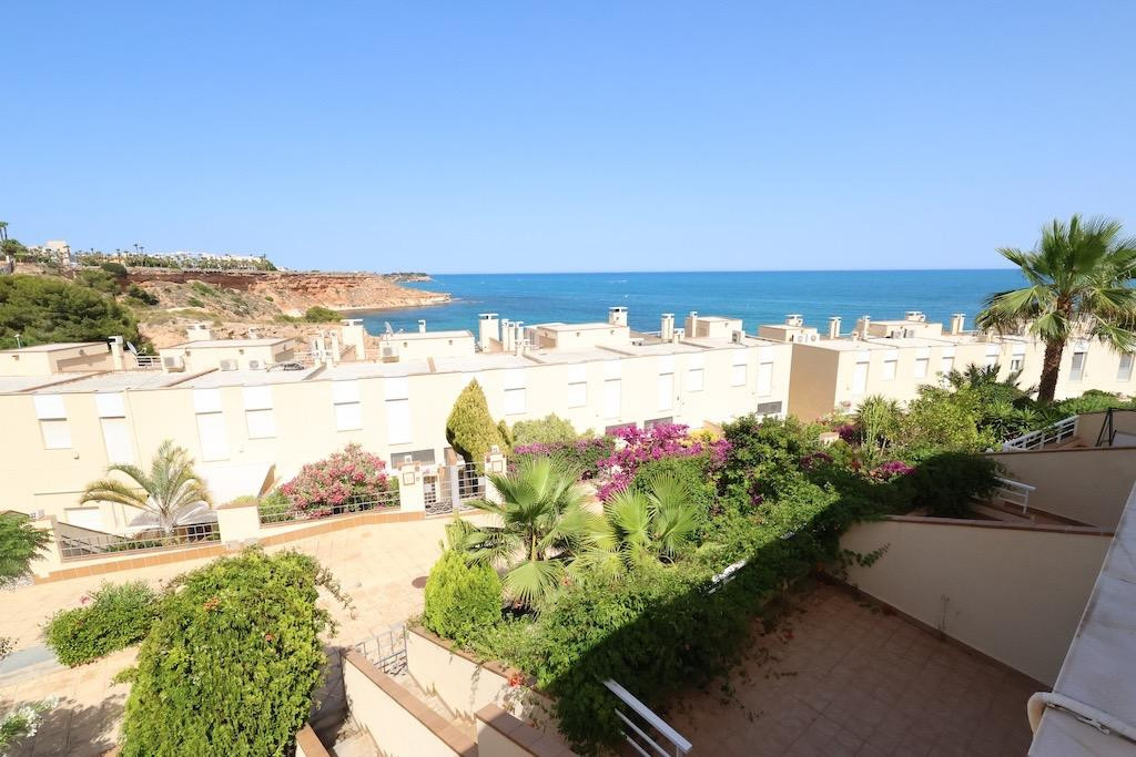 For sale - 3 Bedroom 3 Bathroom Townhouse in Cabo Roig - Orihuela Costa  - Alicante