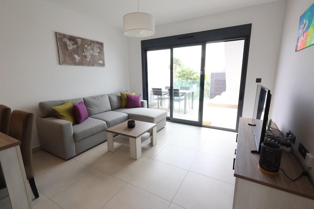 For sale - 2 Bedroom 2 Bathroom House - Bungalow in Guardamar del Segura - Guardamar del Segura Centro  - Alicante