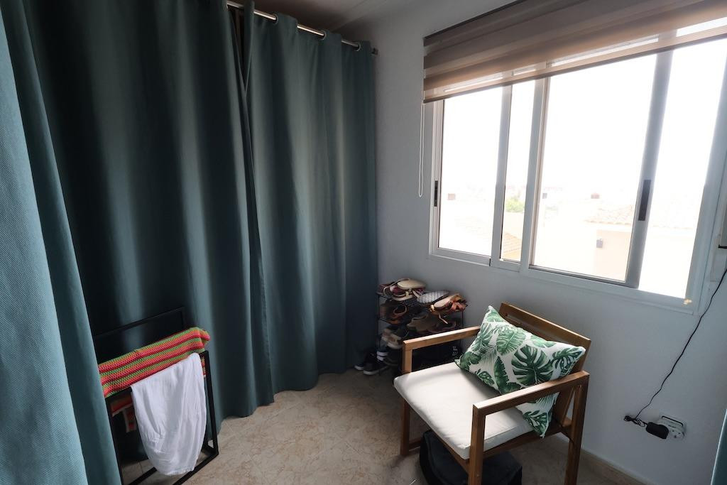 For sale - 5 Bedroom 3 Bathroom Detached Villa in Villamartin - San Miguel de Salinas Centro  - Alicante