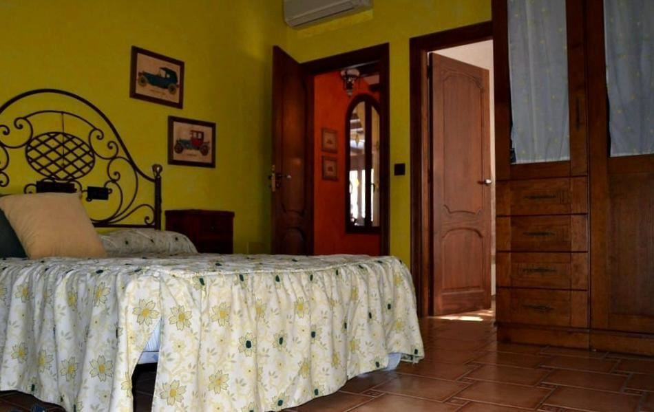 For sale - 4 Bedroom 4 Bathroom House - Detached Villa in San Miguel de Salinas - San Miguel de Salinas Centro  - Alicante