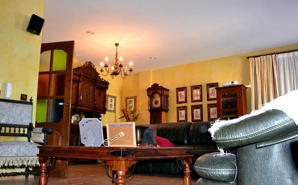 For sale - 4 Bedroom 4 Bathroom House - Detached Villa in San Miguel de Salinas - San Miguel de Salinas Centro  - Alicante