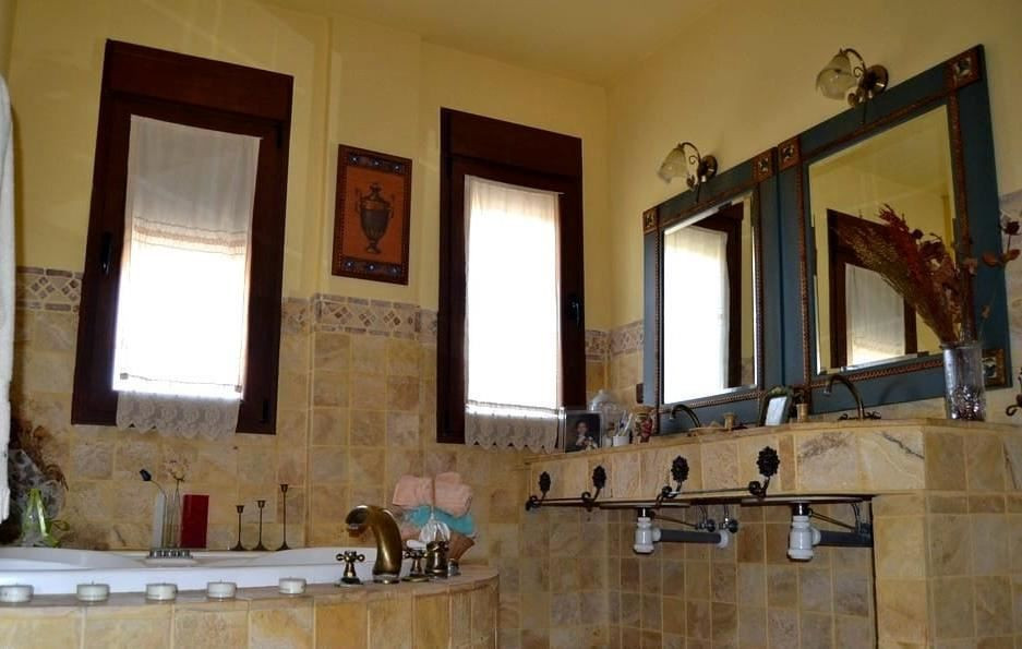 For sale - 4 Bedroom 4 Bathroom House - Detached Villa in San Miguel de Salinas - San Miguel de Salinas Centro  - Alicante