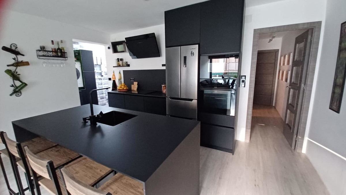 For sale - 3 Bedroom 2 Bathroom Apartment - Top Floor Apartment in Pilar de la Horadada - Torre de la Horadada  - Alicante