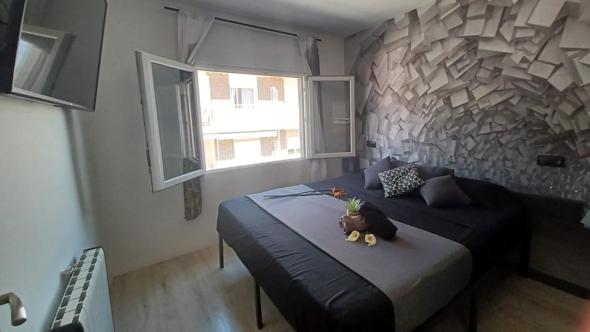 For sale - 3 Bedroom 2 Bathroom Apartment - Top Floor Apartment in Pilar de la Horadada - Torre de la Horadada  - Alicante