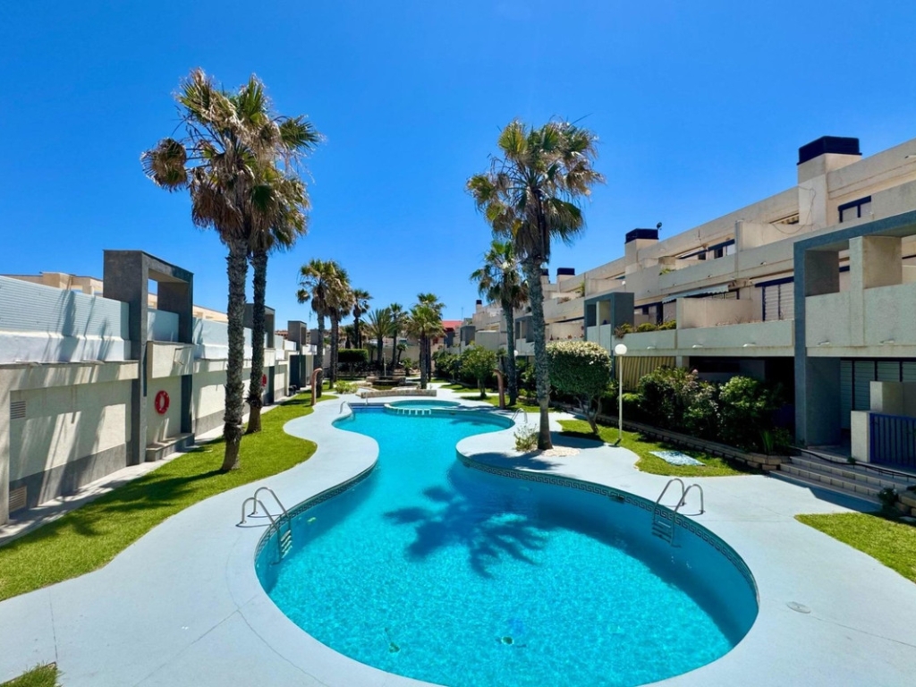 2 Bedroom 1 Bathroom Apartment - Ground Floor Apartment in Torrevieja