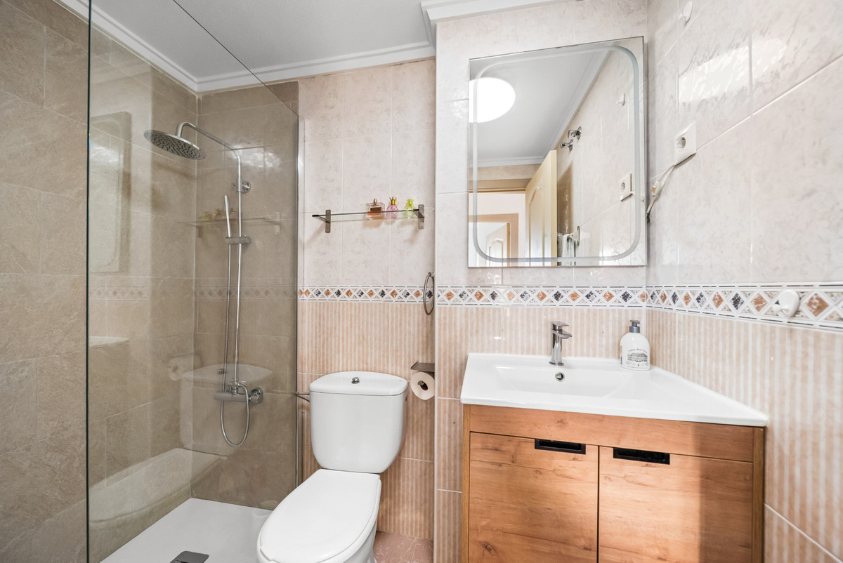 For sale - 2 Bedroom 1 Bathroom Apartment - Ground Floor Apartment in Torrevieja - La Mata  - Alicante