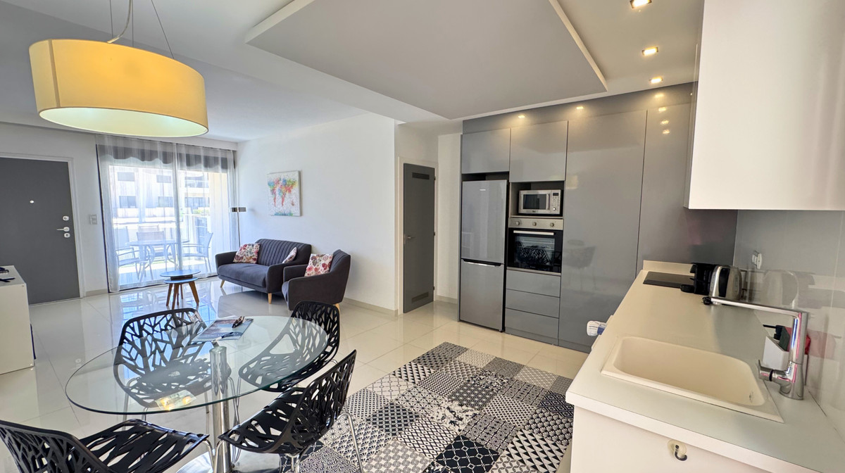 For sale - 2 Bedroom 2 Bathroom Apartment - Ground Floor Apartment in Pilar de la Horadada - Pilar de la Horadada Centro  - Alicante