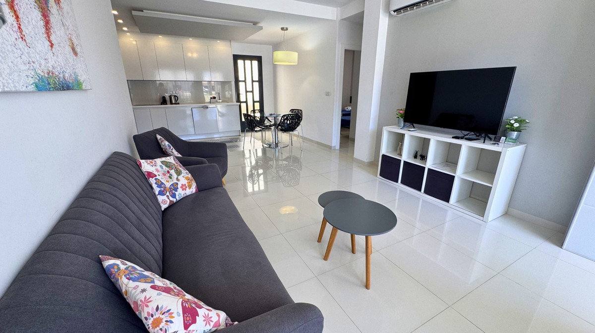 For sale - 2 Bedroom 2 Bathroom Apartment - Ground Floor Apartment in Pilar de la Horadada - Pilar de la Horadada Centro  - Alicante
