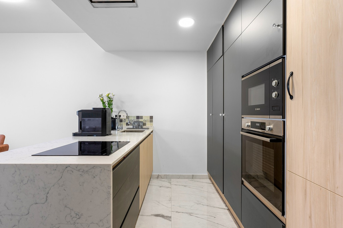 For sale - 2 Bedroom 2 Bathroom Apartment - Middle Floor Apartment in Orihuela - Playa Flamenca  - Alicante