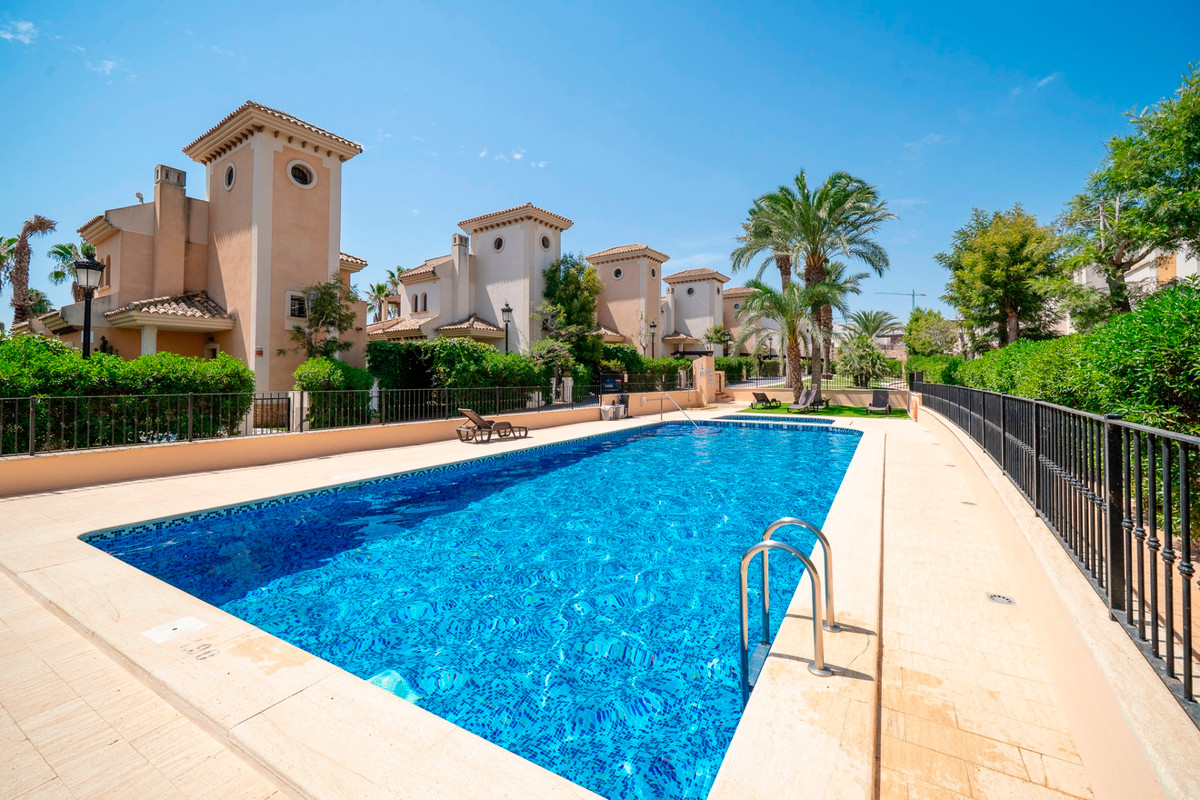 For sale - 3 Bedroom 2 Bathroom House - Townhouse in Algorfa - Algorfa Centro  - Alicante
