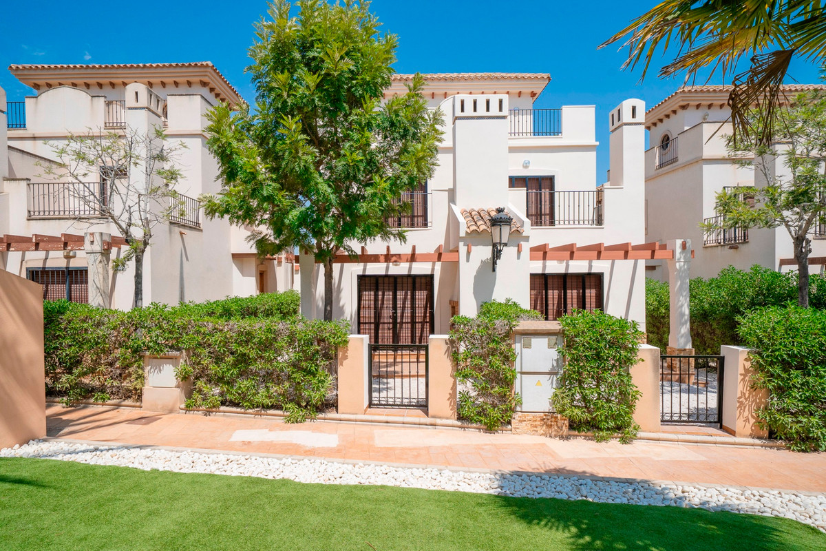 For sale - 3 Bedroom 2 Bathroom House - Townhouse in Algorfa - Algorfa Centro  - Alicante