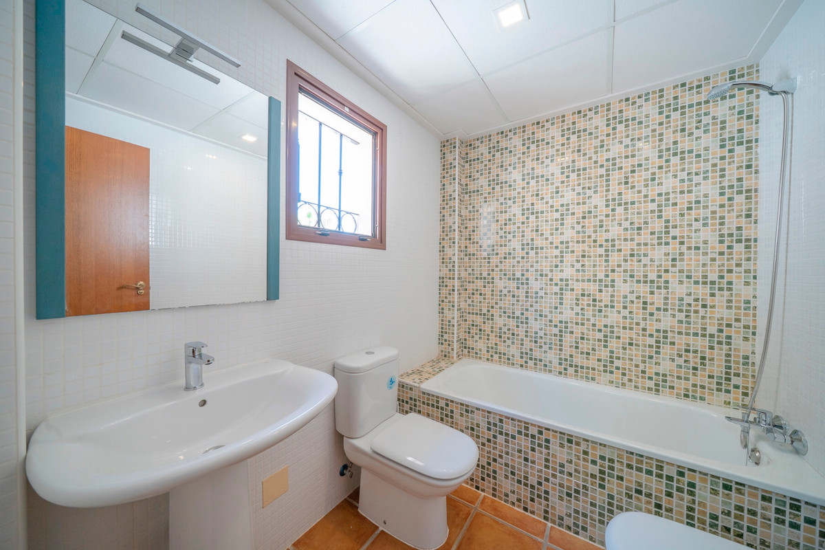 For sale - 3 Bedroom 2 Bathroom House - Townhouse in Algorfa - Algorfa Centro  - Alicante