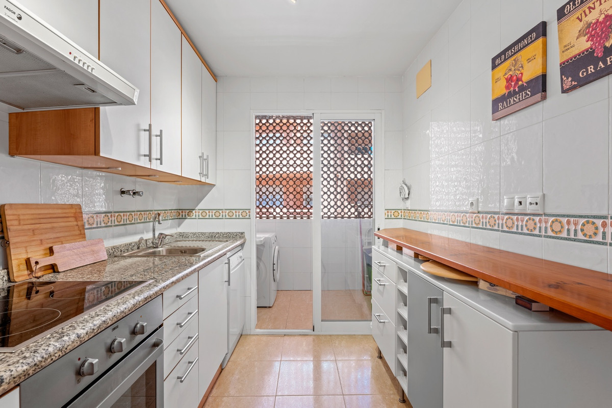 For sale - 3 Bedroom 2 Bathroom Apartment in Cabo Roig  - Cabo Roig  - Alicante