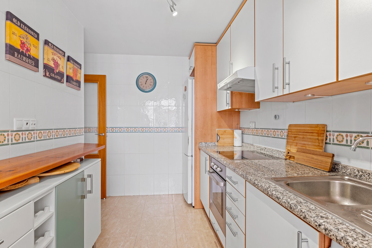 For sale - 3 Bedroom 2 Bathroom Apartment in Cabo Roig  - Cabo Roig  - Alicante