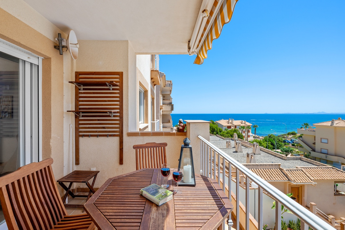 For sale - 3 Bedroom 2 Bathroom Apartment in Cabo Roig  - Cabo Roig  - Alicante