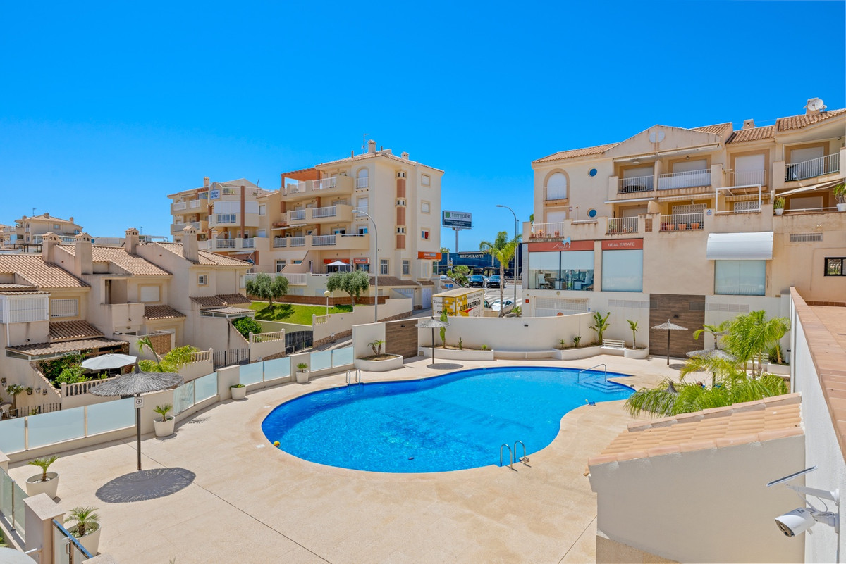 For sale - 3 Bedroom 2 Bathroom Apartment in Cabo Roig  - Cabo Roig  - Alicante
