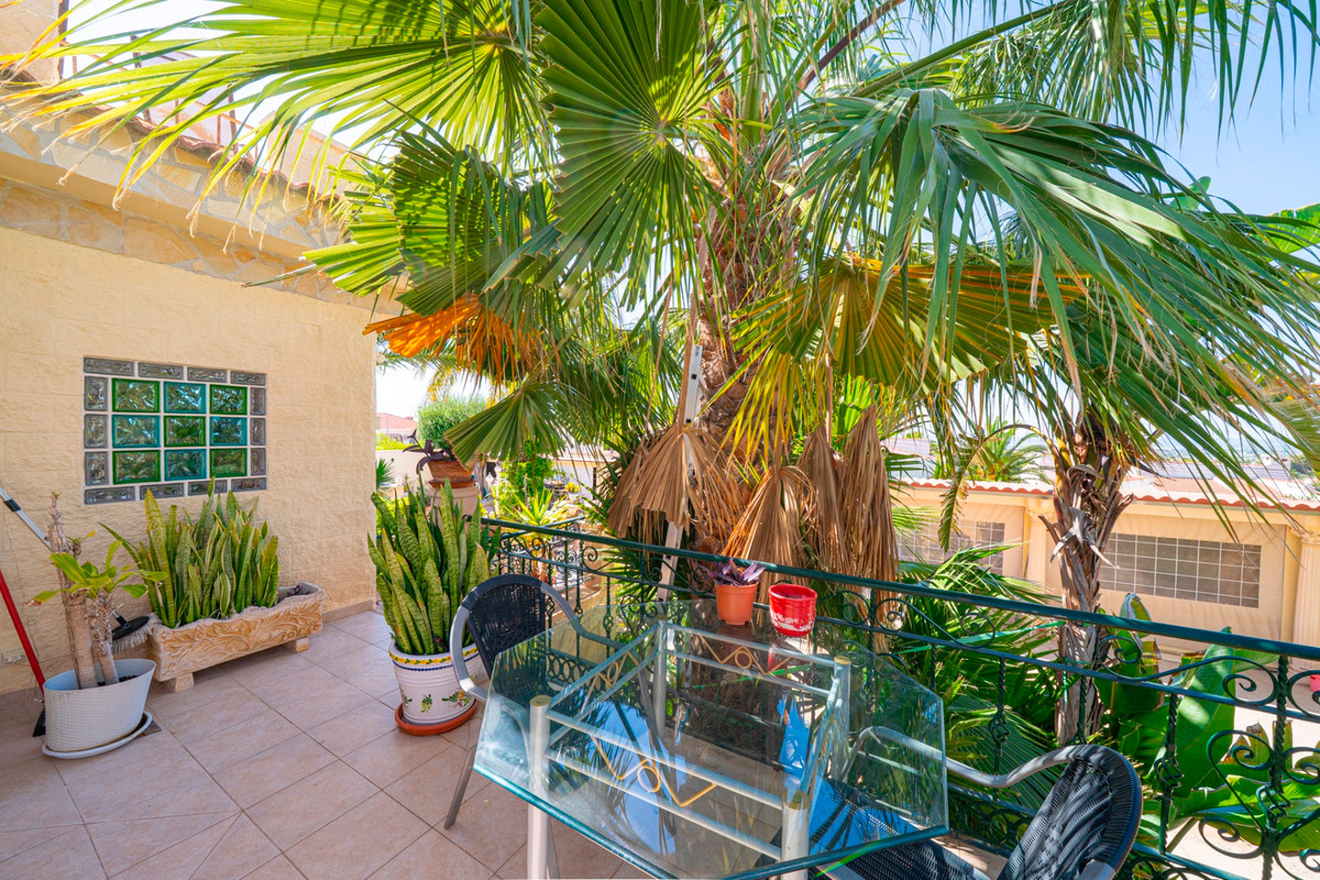 For sale - 3 Bedroom 2 Bathroom House - Detached Villa in Rojales - Rojales Centro  - Alicante