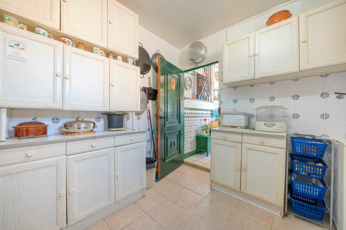 For sale - 4 Bedroom 3 Bathroom Detached Villa in Ciudad Quesada  - Ciudad Quesada  - Alicante