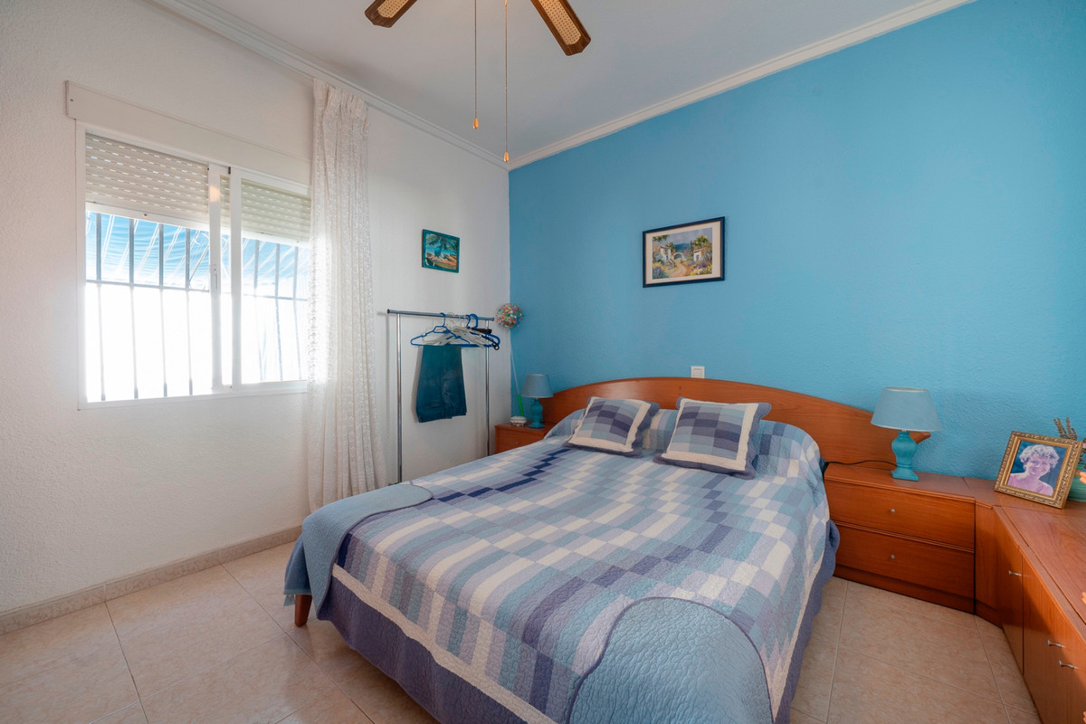 For sale - 4 Bedroom 3 Bathroom Detached Villa in Ciudad Quesada  - Ciudad Quesada  - Alicante