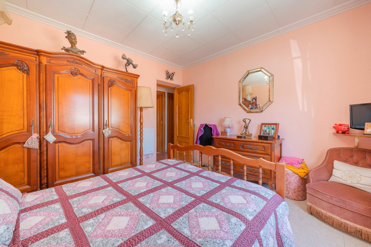 For sale - 4 Bedroom 3 Bathroom Detached Villa in Ciudad Quesada  - Ciudad Quesada  - Alicante