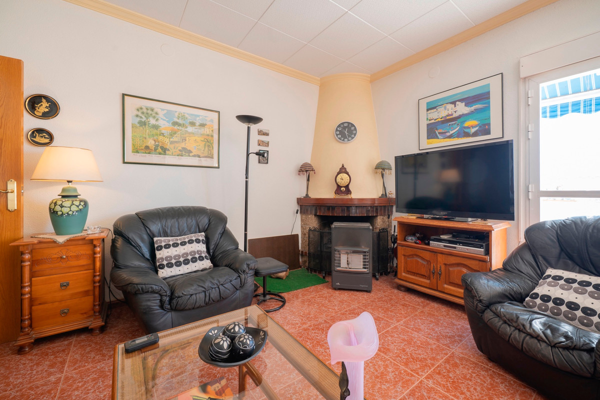 For sale - 4 Bedroom 3 Bathroom Detached Villa in Ciudad Quesada  - Ciudad Quesada  - Alicante