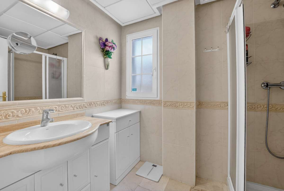 For sale - 2 Bedroom 2 Bathroom Apartment - Ground Floor Apartment in Orihuela - Orihuela Costa  - Alicante