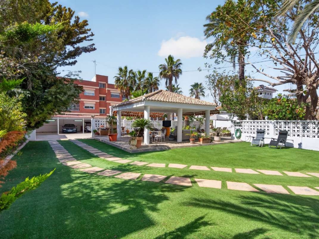 3 Bedroom 2 Bathroom House - Detached Villa in San Pedro del Pinatar