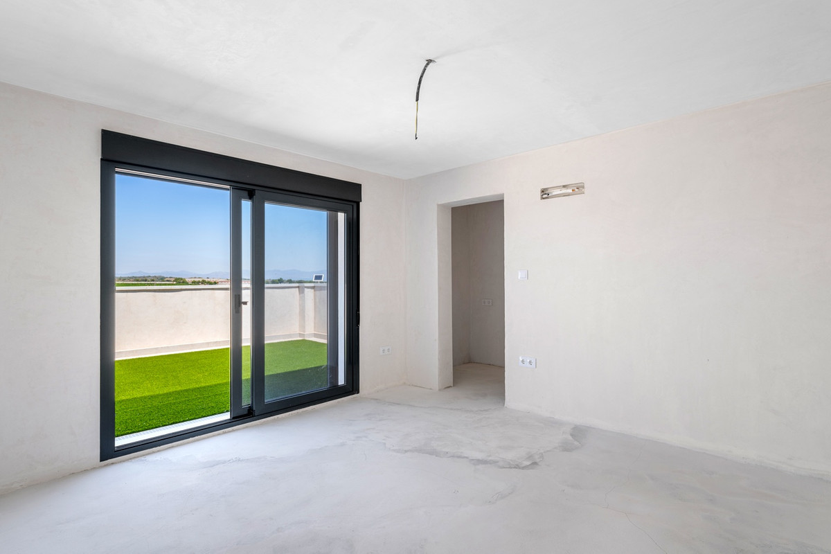 For sale - 8 Bedroom 4 Bathroom House - Finca - Cortijo in Los Montesinos - Los Montesinos Centro  - Alicante
