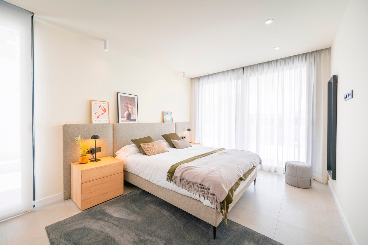For sale - 4 Bedroom 3 Bathroom House - Detached Villa in Rojales - Ciudad Quesada  - Alicante