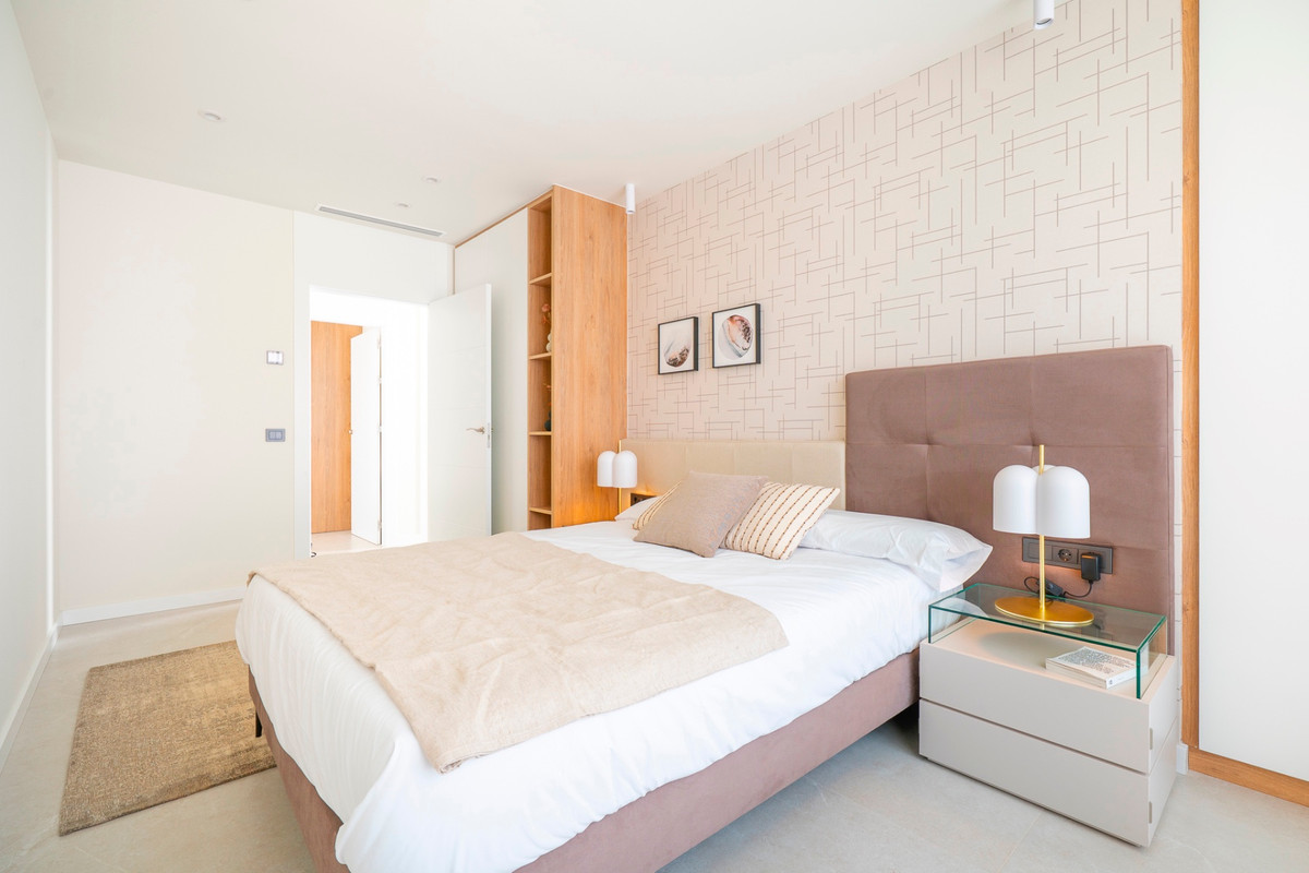 For sale - 4 Bedroom 3 Bathroom House - Detached Villa in Rojales - Ciudad Quesada  - Alicante