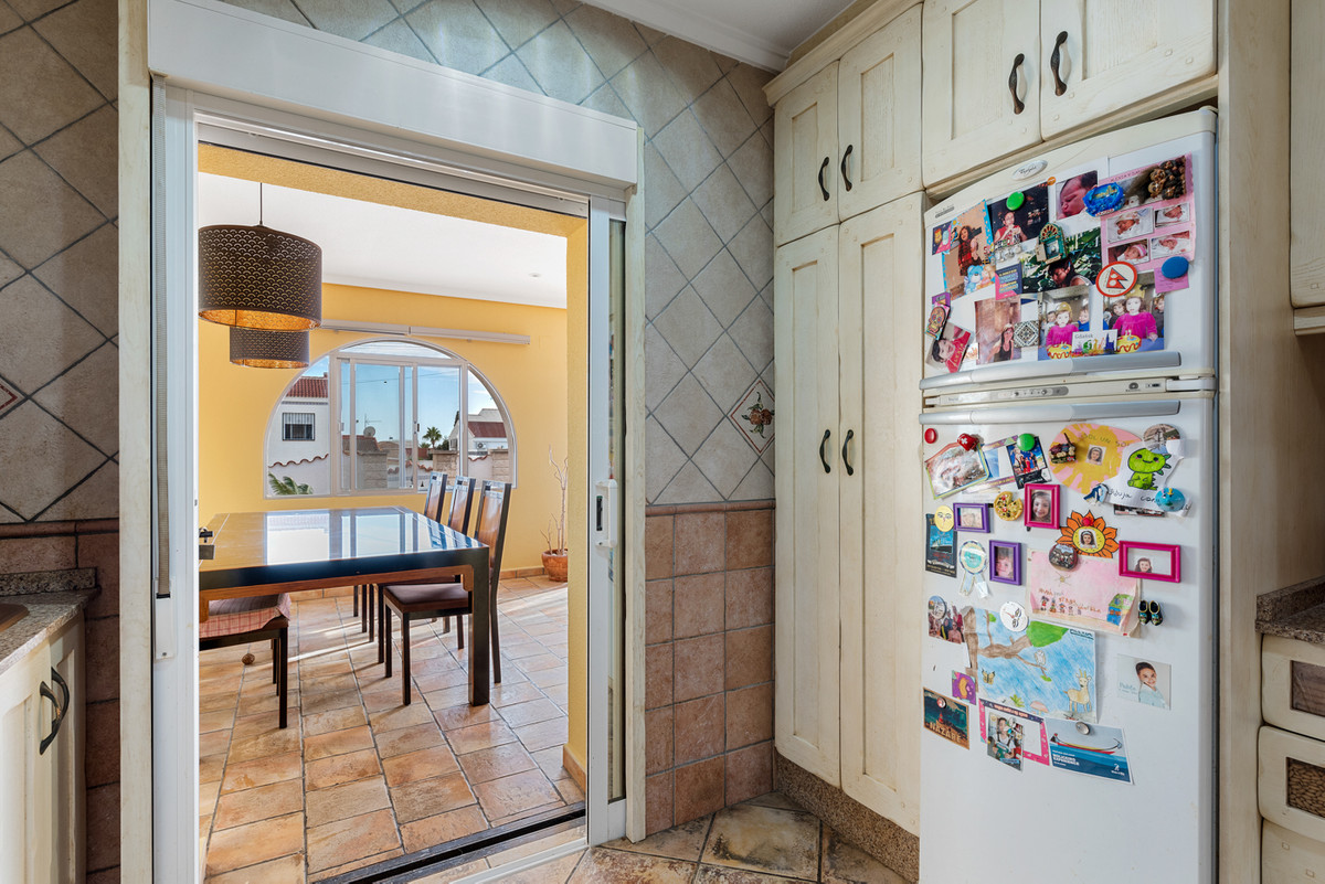 For sale - 4 Bedroom 2 Bathroom Detached Villa in Ciudad Quesada  - Ciudad Quesada  - Alicante