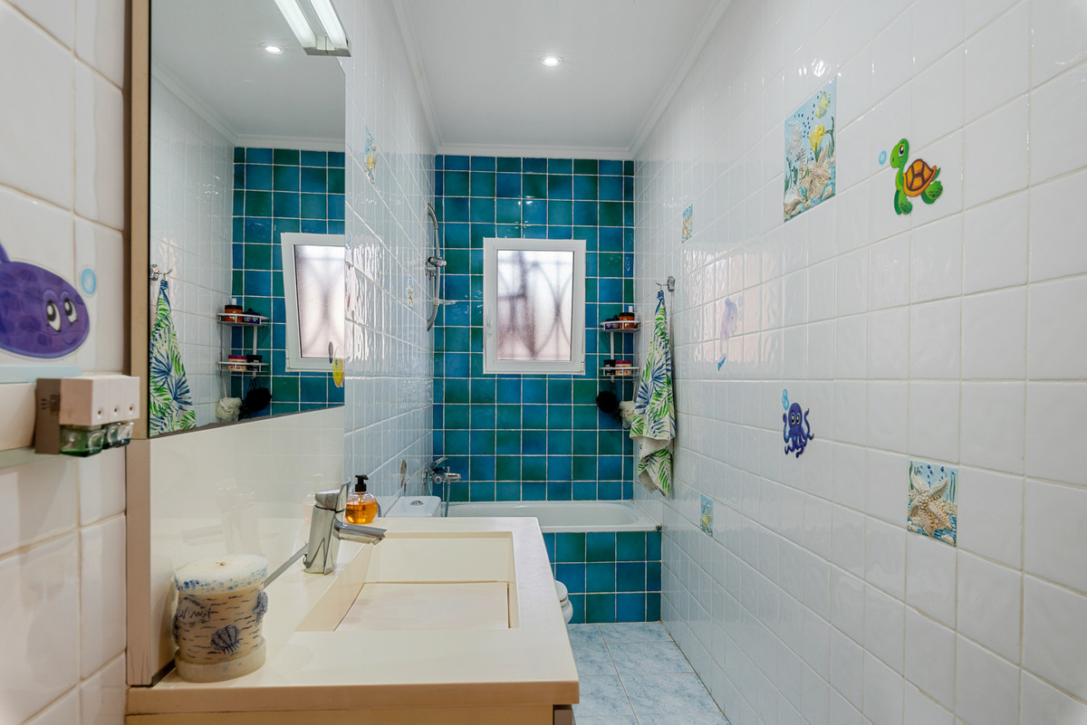 For sale - 4 Bedroom 2 Bathroom Detached Villa in Ciudad Quesada  - Ciudad Quesada  - Alicante