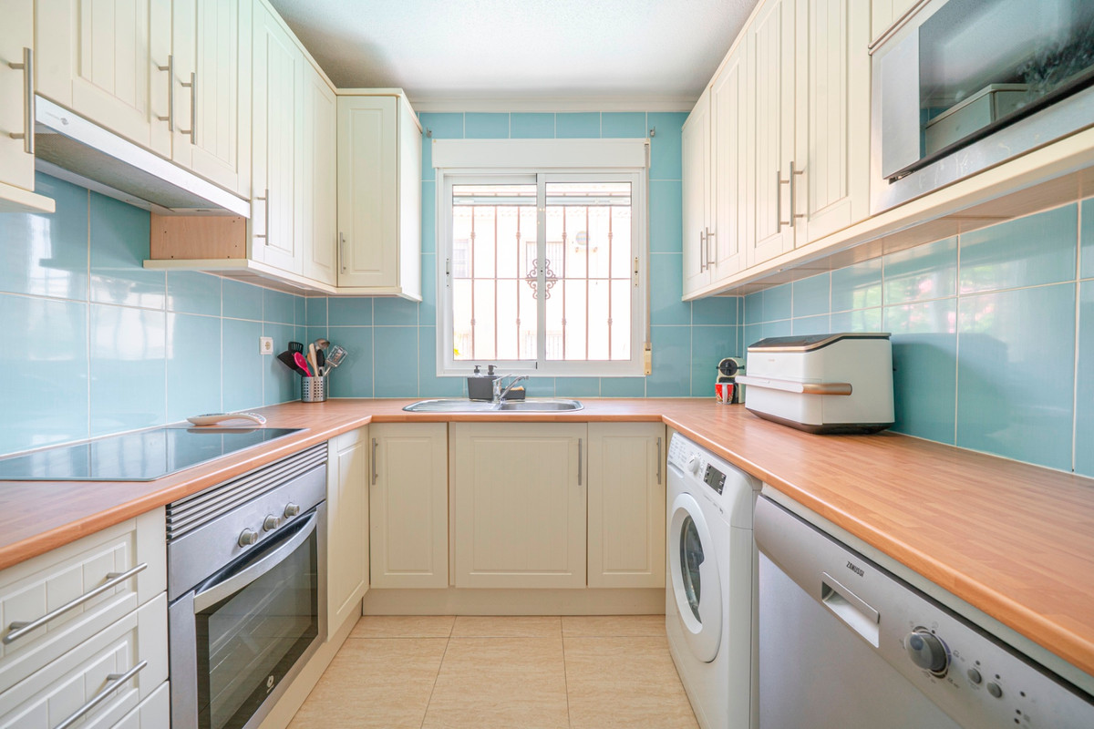 For sale - 3 Bedroom 1 Bathroom House - Semi-Detached House in Rojales - Ciudad Quesada  - Alicante