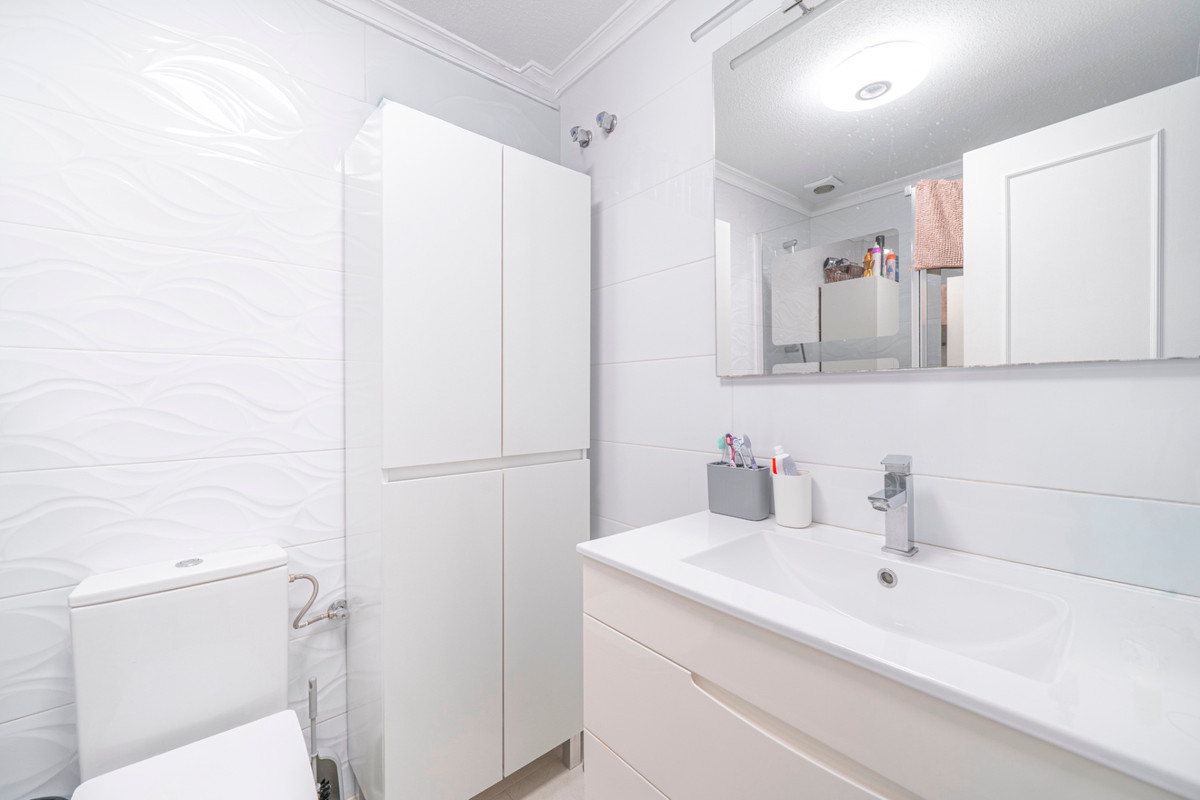 For sale - 3 Bedroom 1 Bathroom House - Semi-Detached House in Rojales - Ciudad Quesada  - Alicante