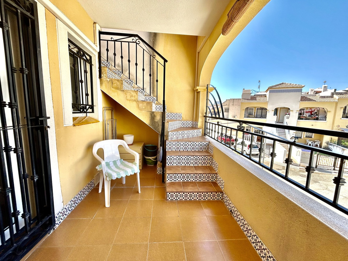 For sale - 2 Bedroom 1 Bathroom Apartment - Penthouse in Orihuela - Los Altos  - Alicante