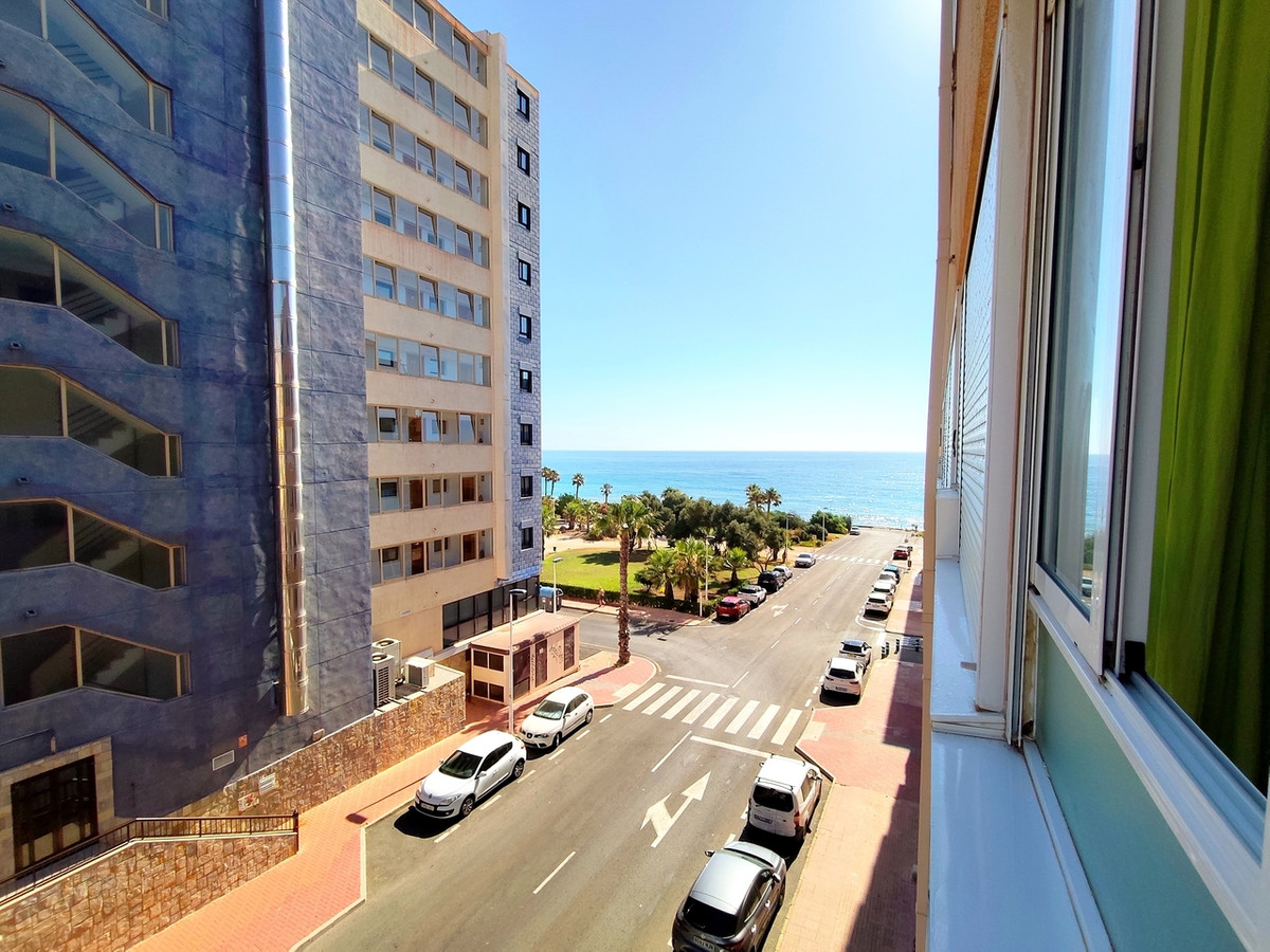 For sale - 1 Bedroom 1 Bathroom Apartment - Middle Floor Apartment in Torrevieja - Torrevieja Centro  - Alicante