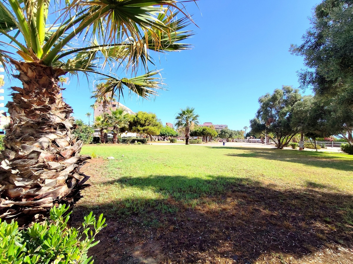 For sale - 1 Bedroom 1 Bathroom Apartment - Middle Floor Apartment in Torrevieja - Torrevieja Centro  - Alicante