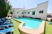 76-R5430688/78582, 7 Bedroom 4 Bathroom House - Detached Villa in Orihuela