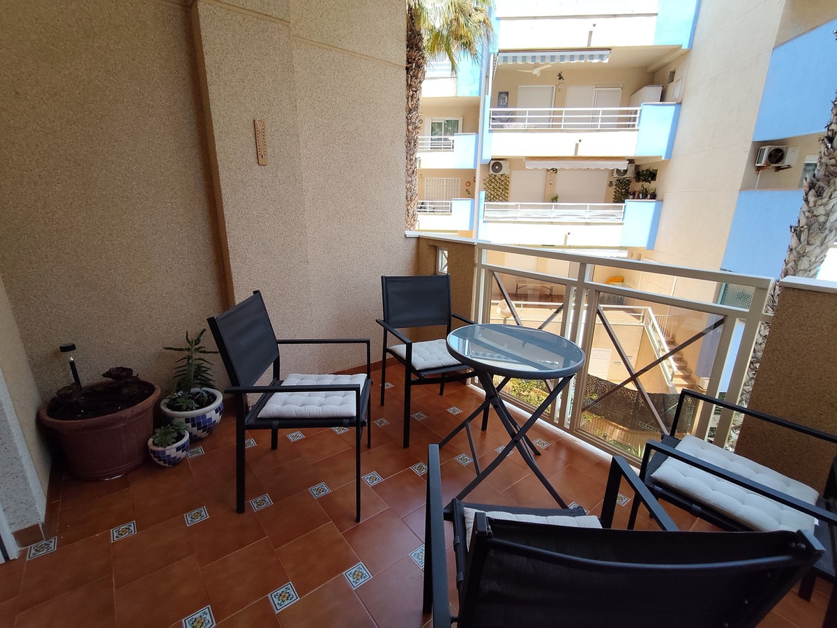 For sale - 2 Bedroom 2 Bathroom Apartment in Cabo Roig  - Cabo Roig  - Alicante