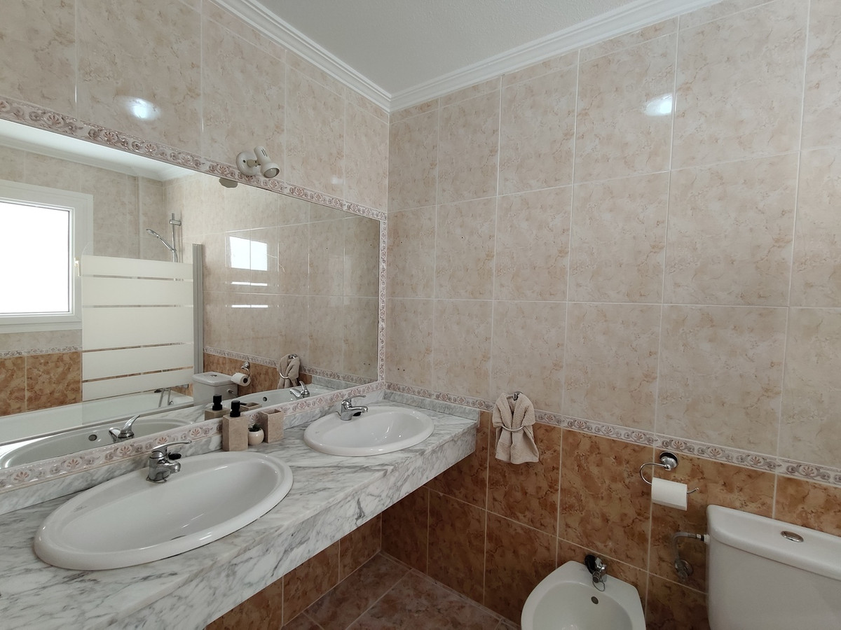 For sale - 2 Bedroom 2 Bathroom Apartment in Cabo Roig - Cabo Roig  - Alicante
